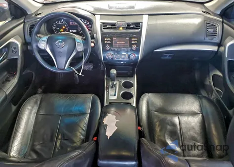 2015 Nissan Altima 2.5 из США, поврежденный, VIN 1N4AL3AP5FC466089